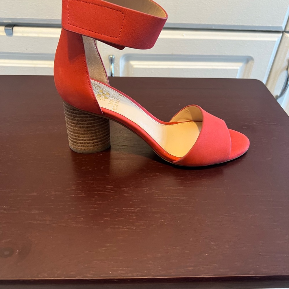 Vince Camuto Jacon King Crab Coral Nubuck Leather Ankle Wrap Sandal Size 7